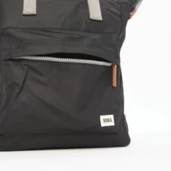 Mochila Roka London Bantry B Mediana Sostenible Nylon Negro -Equipaje Serie Tienda 27606