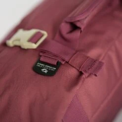 Mochila De Viaje Cabin Zero Classic 28 L. Granate (Napa Wine) -Equipaje Serie Tienda 28666