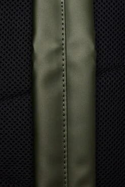 Mochila Rains Trail Mini Verde (Evergreen) -Equipaje Serie Tienda 30354